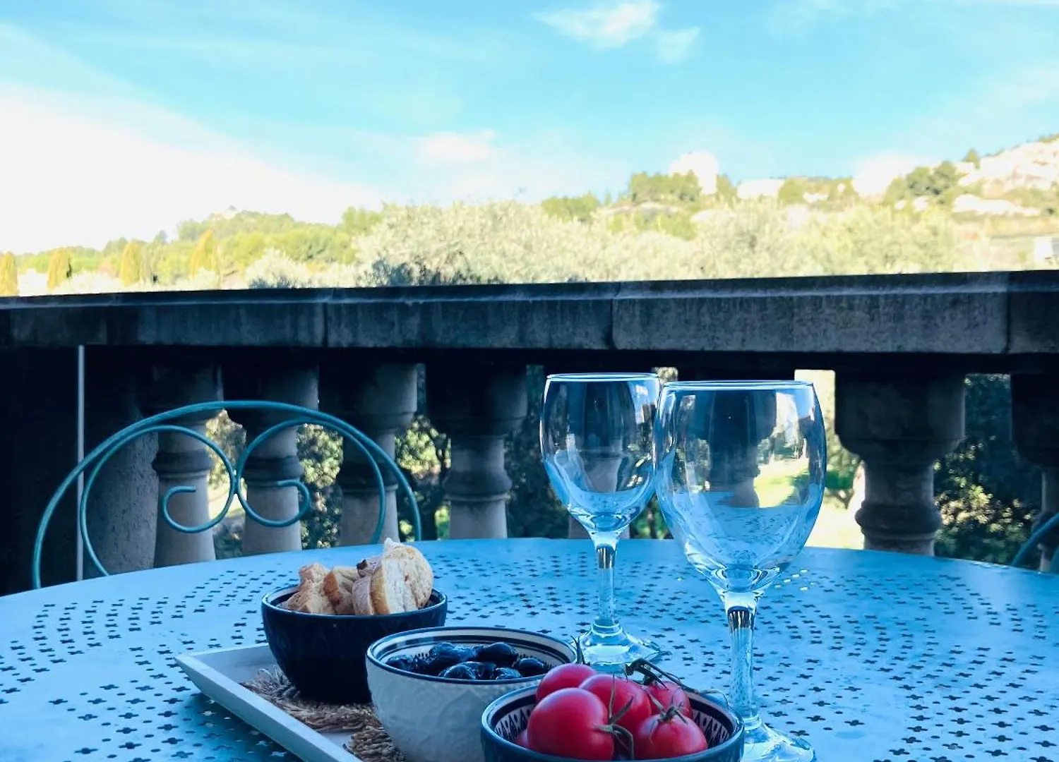 Appartement Vue Magnifique Sur Les Alpilles, Residence Avec Piscine Paradou France